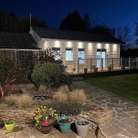 Chalet On The Green - Self Contained With Parking. Inshes Buitenkant foto