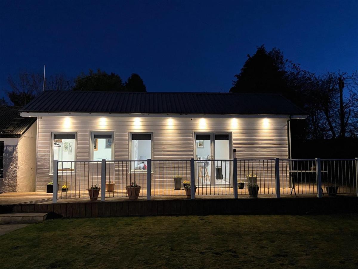 Chalet On The Green - Self Contained With Parking. Inshes Buitenkant foto
